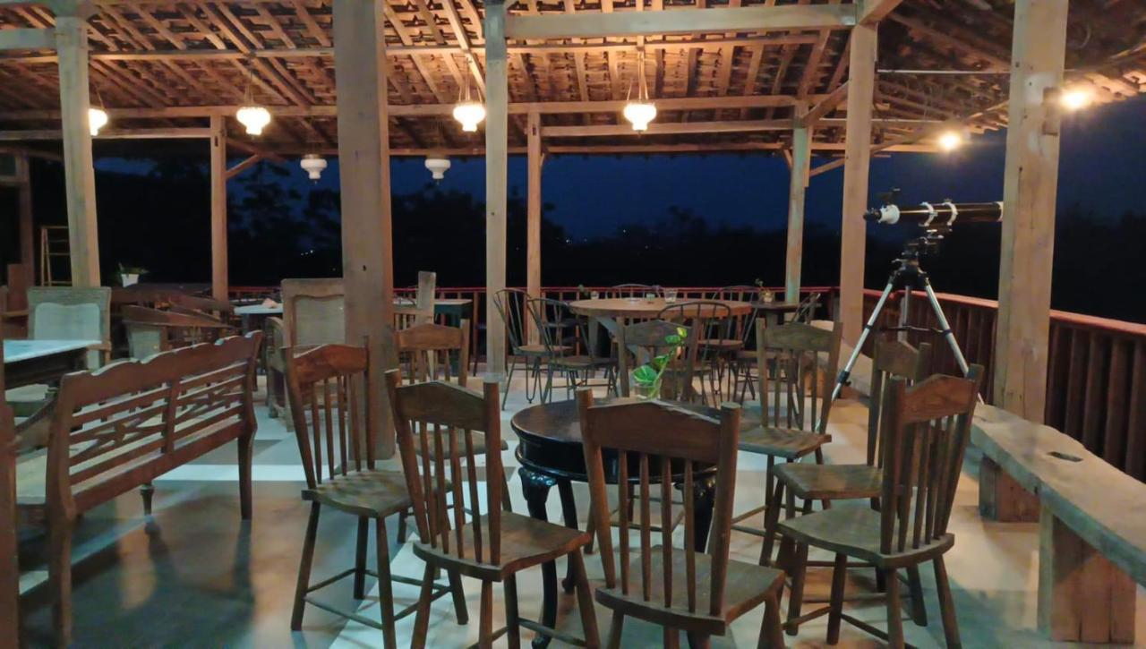Omah Singo Stay & Resto Yogyakarta Bantul Bagian luar foto