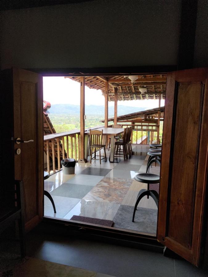 Omah Singo Stay & Resto Yogyakarta Bantul Bagian luar foto