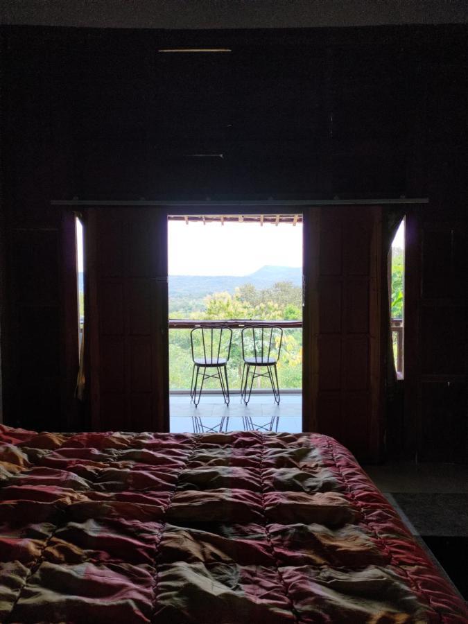 Omah Singo Stay & Resto Yogyakarta Bantul Bagian luar foto